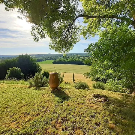 Les Cypres D'oc Maison D'hote Ou Avec Piscine, Vue Et Jardin Gasthof 3*