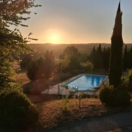 Gasthof Les Cypres D'oc Maison D'hote Ou Avec Piscine, Vue Et Jardin