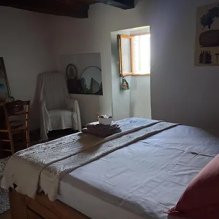 בית הארחה Les Cypres D'oc Maison D'hote Ou Avec Piscine, Vue Et Jardin Castelnau-de-Montmiral